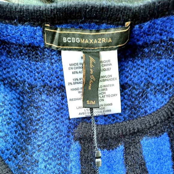 BCBGMaxAzria Geometric Sweater Cape Vest Shawl Ruana Wrap Poncho Cardigan NWT - Picture 6 of 12